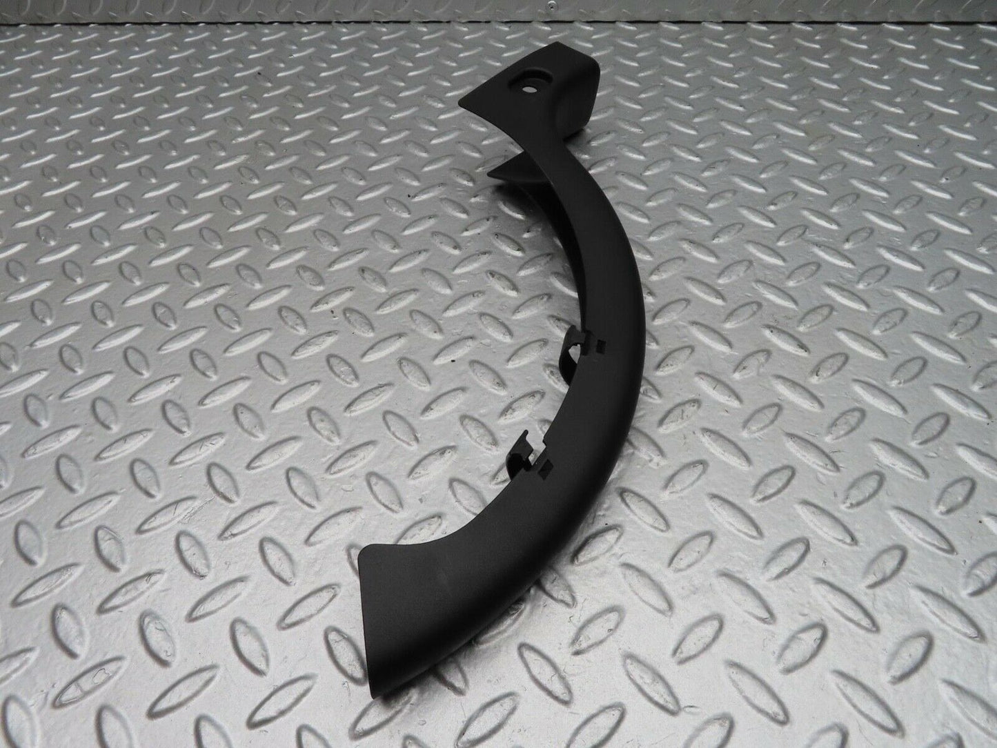 14868 Mercedes-Benz W140 S320 Boot Hinge Plastic Cover Left Side 1408214389