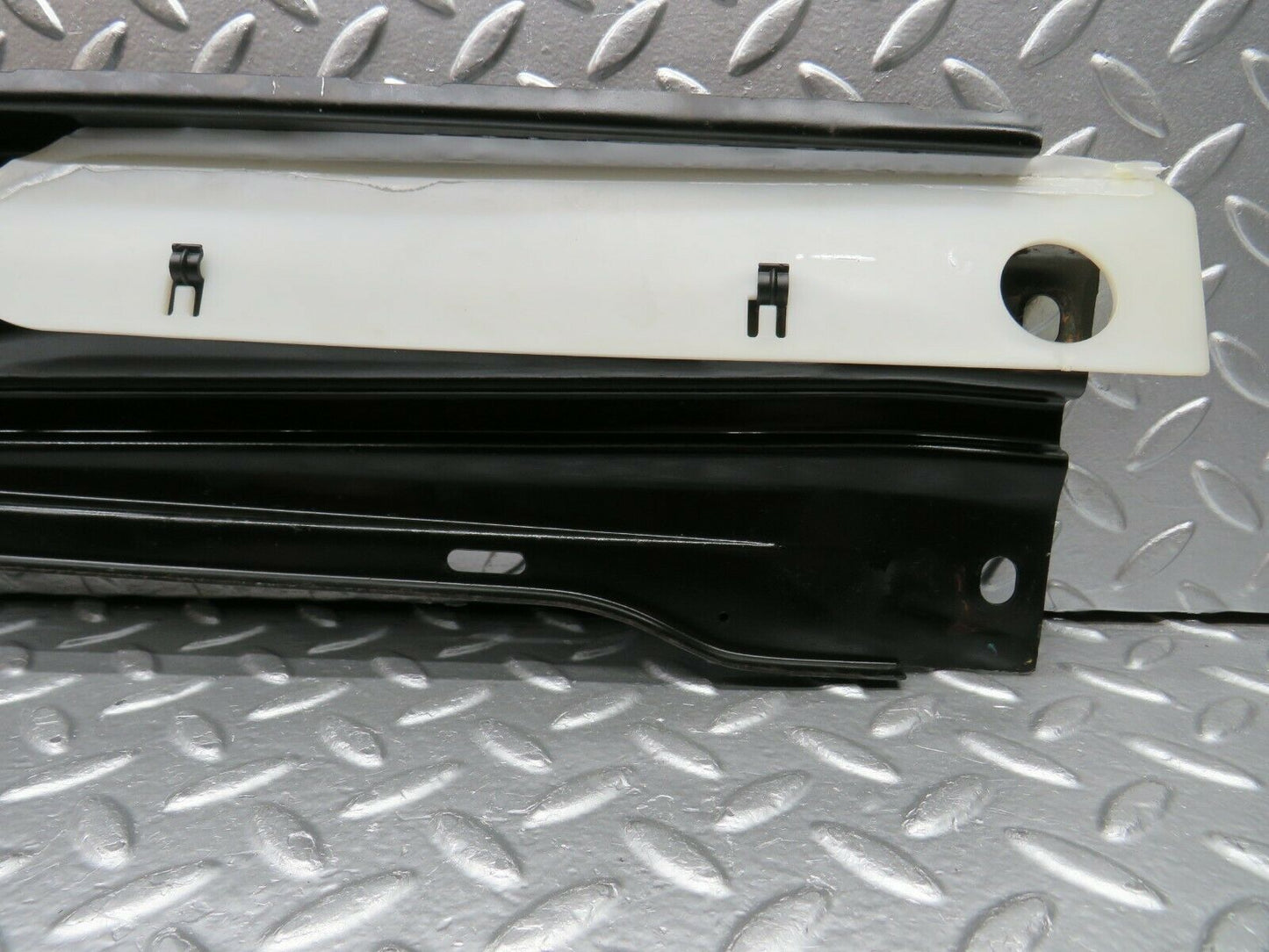 22338 Mercedes-Benz C124 E220 Coupe Rear Window Channel Support Left Side