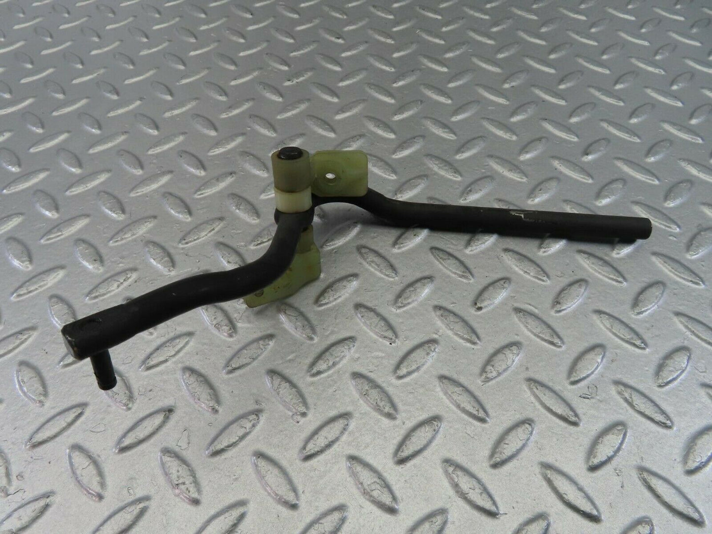 10070 Mercedes-Benz C123 230CE Coupe Accelerator Pedal Linkage