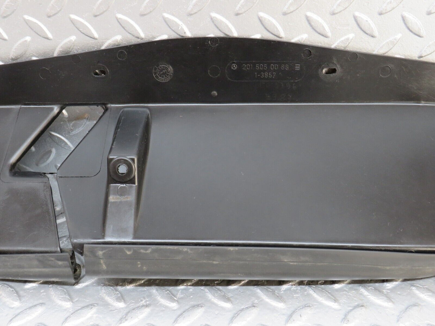33591 Mercedes-Benz W201 190E Radiator Cover Panel 2015050088
