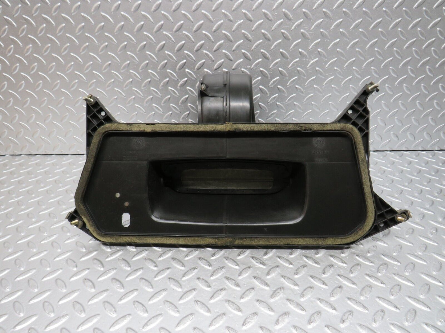 31647 Mercedes-Benz W201 190LE 1.8L Heater Blower Housing Behr 91.484.52.017