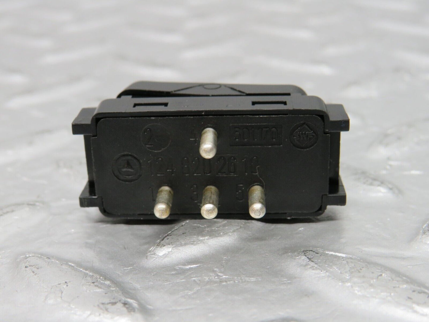 29526 Mercedes-Benz W124 230E Rear Headrest Release Control Switch