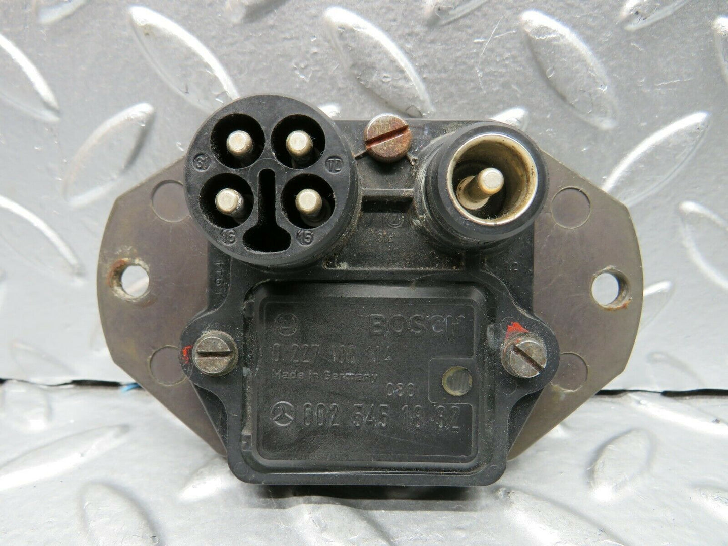 22954 Mercedes-Benz C123 230CE Coupe Ignition Control Unit Bosch 0025451832