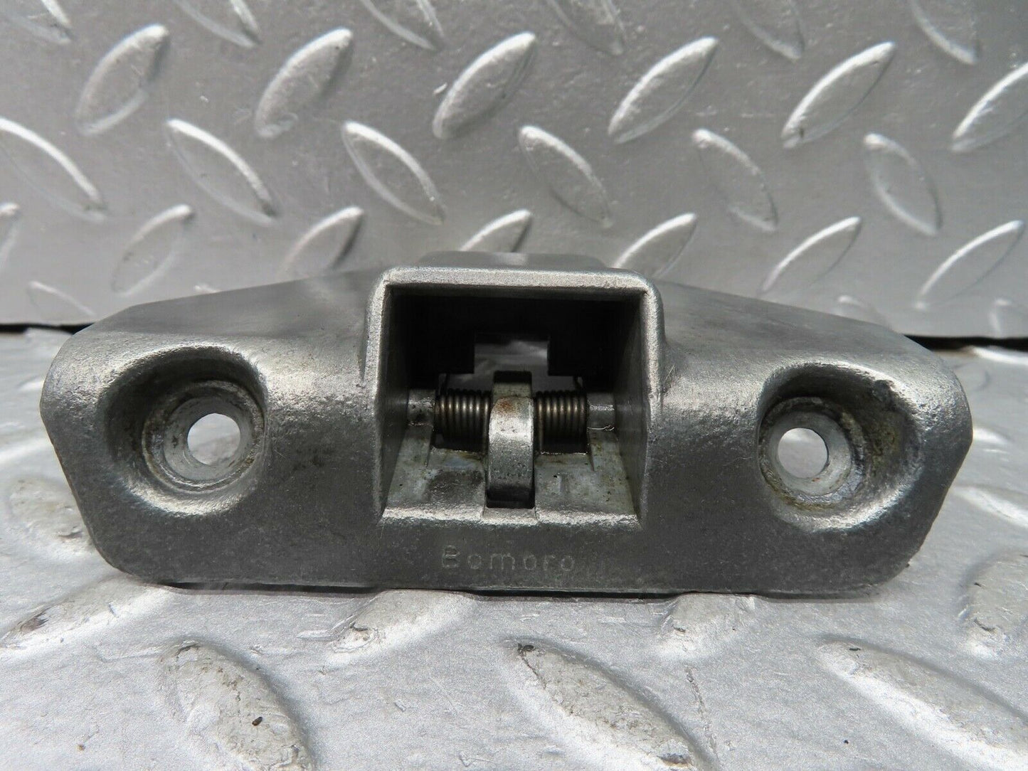 20346 Mercedes-Benz W114 280CE Coupe Trunk Lock Latch