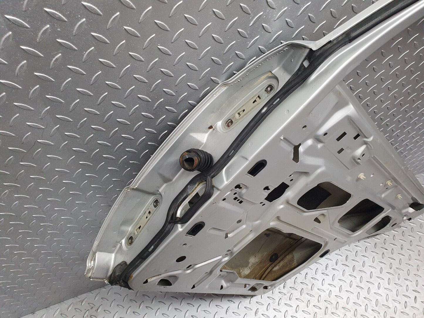 42970 Mercedes-Benz W201 190 Rear Right Door