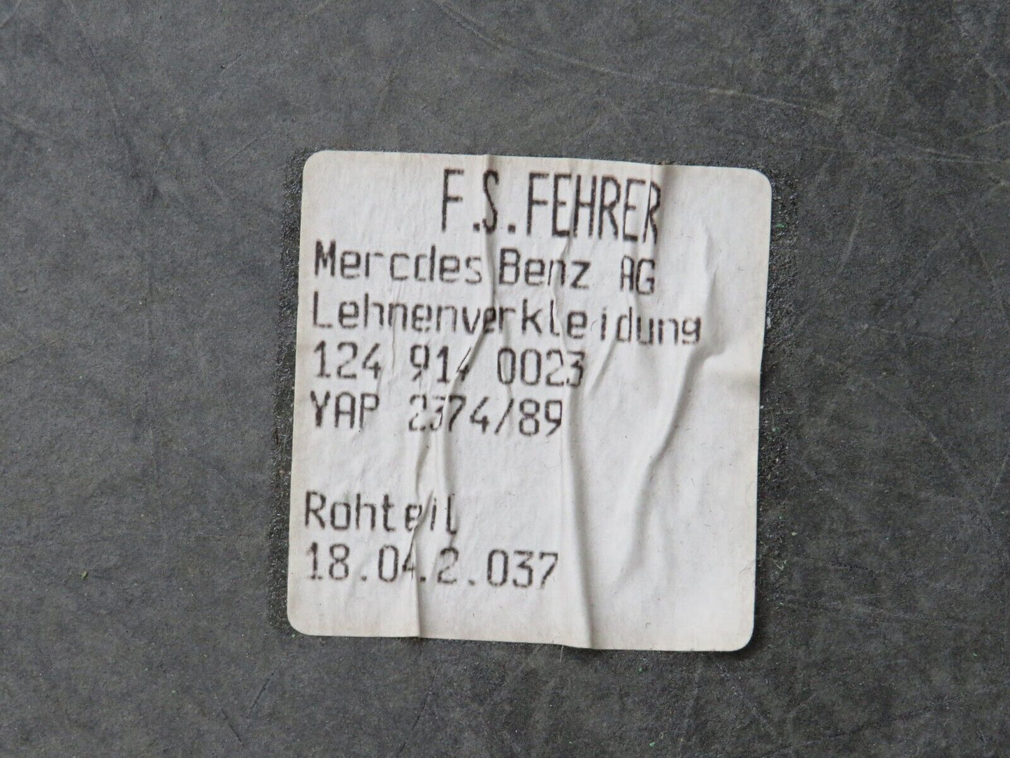 26633 Mercedes-Benz C124 220CE Front Right Seat Rear Cover Beige 1249140023