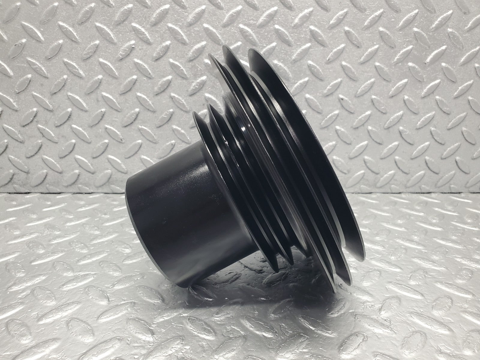 W126 Coupe crankshaft pulley used OEM