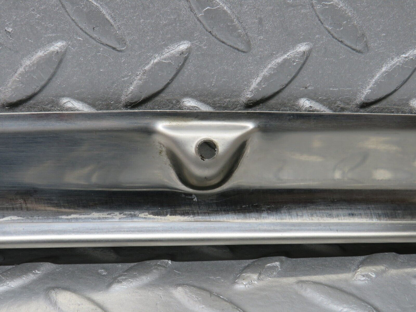 38593 Mercedes-Benz R129 280SL Coupe Folding Top Chrome Top Cover Trim Right