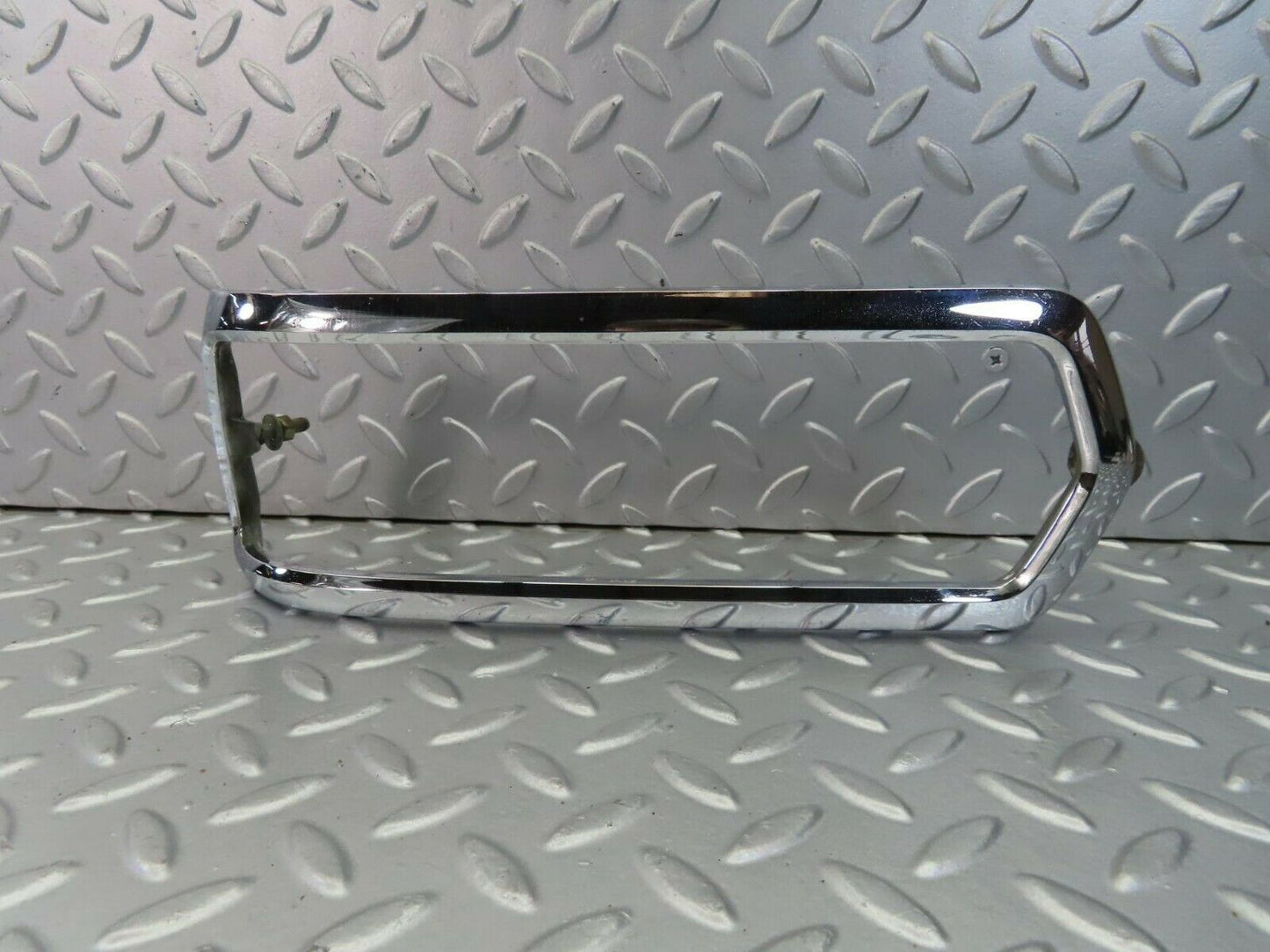 9029 Mercedes-Benz W108 Tail Light Chrome Frame Left 1088260159