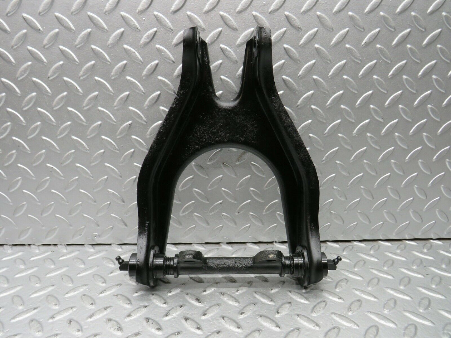 21935 Mercedes-Benz W121 190b Ponton Front Right Upper Control Arm