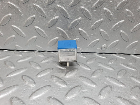 41641 Mercedes-Benz W124 200E Multi Purpose Relay 0015425919