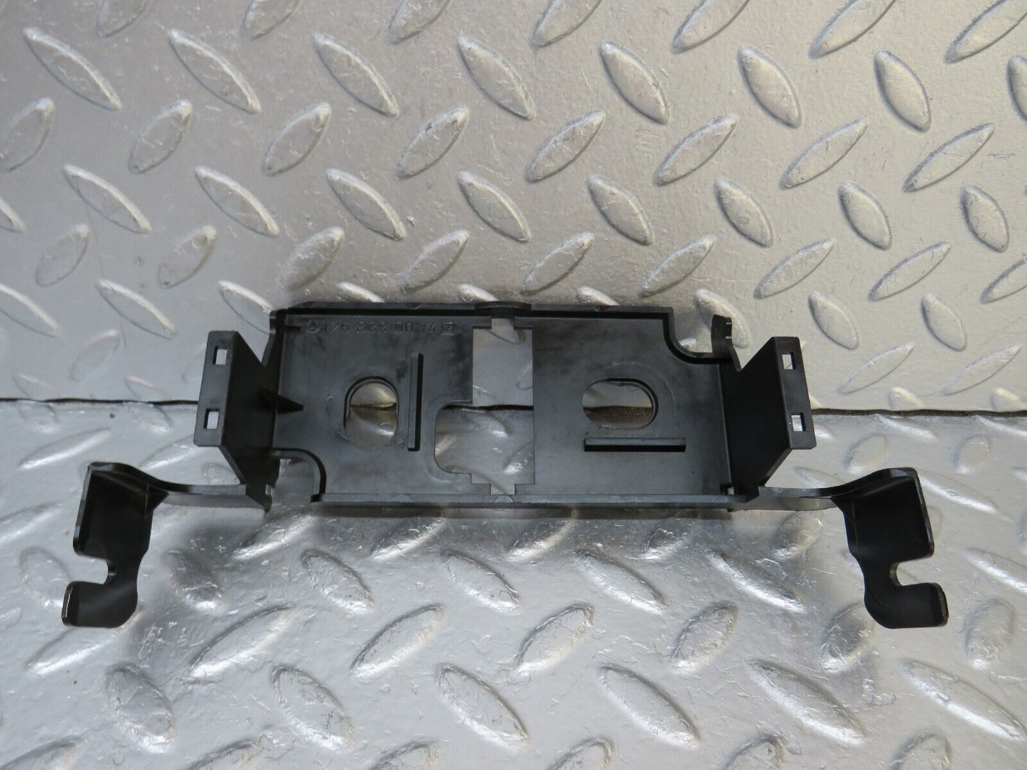 36998 Mercedes-Benz C126 420SEC Coupe Heater Control Switch Bracket 1268330014