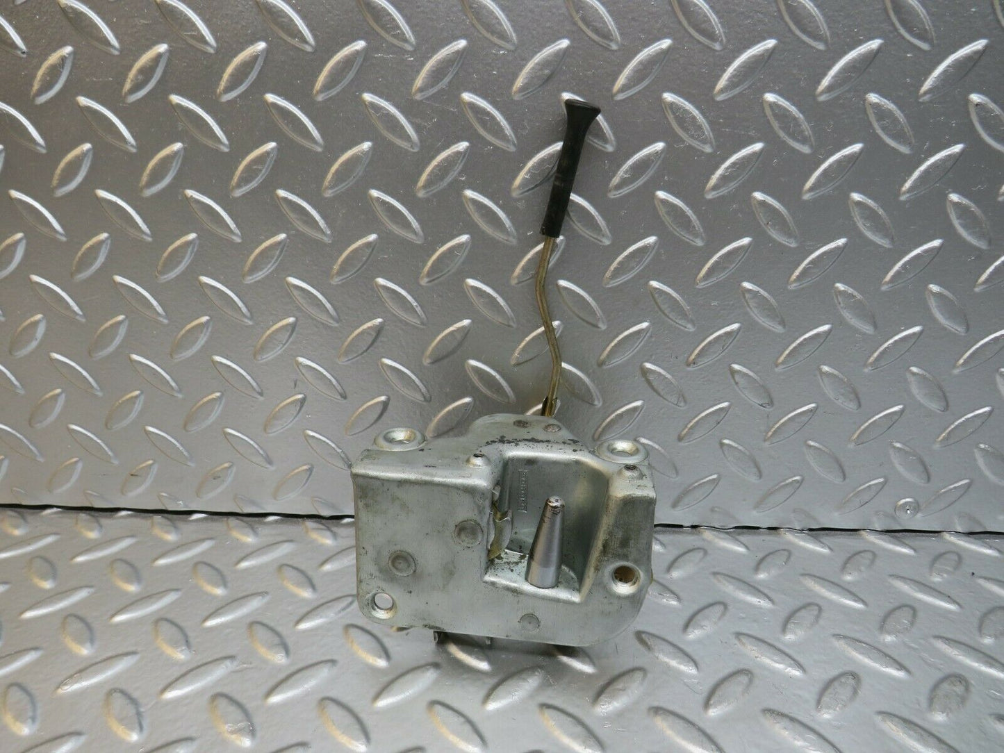 24569 Mercedes-Benz W108 Front Right Door Lock Mechanism