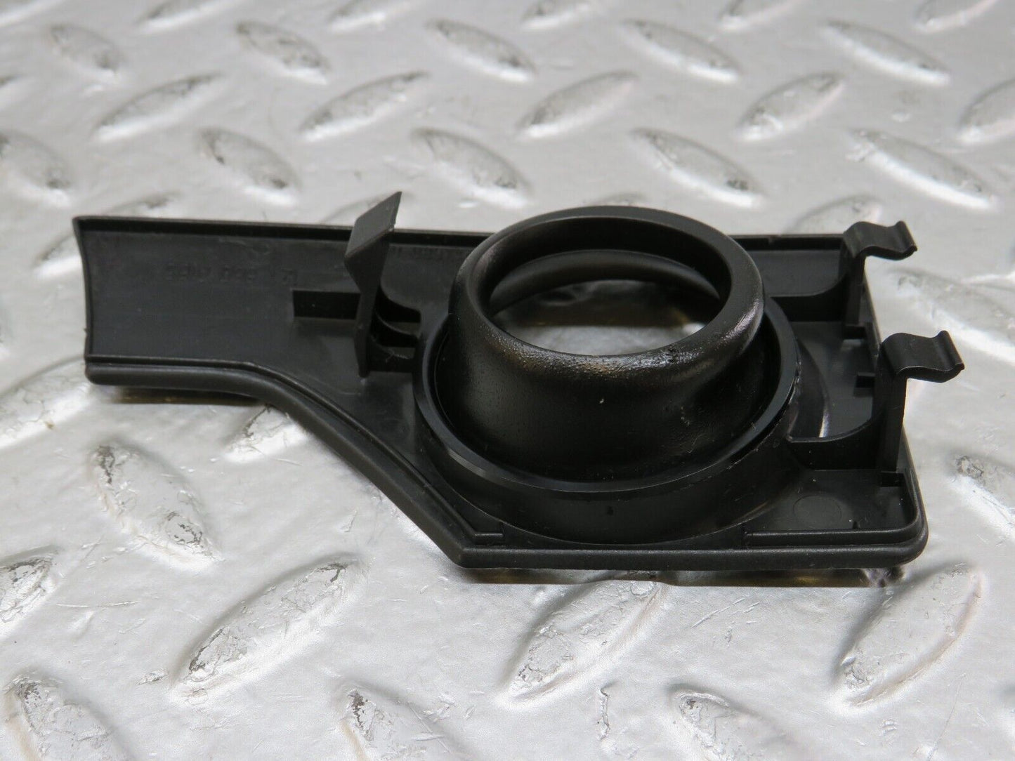 26566 Mercedes-Benz C124 220CE Coupe Ignition Switch Cover Surround 1246800165