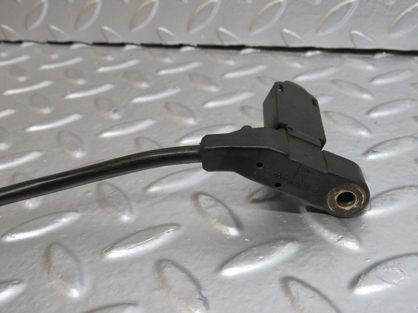29592 Mercedes-Benz W124 230E Brake Pad Sensor Right Side 2015452228