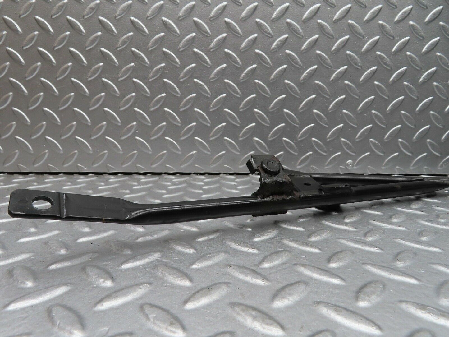 20088 Mercedes-Benz R129 300SL Coupe Reinforcement Bar