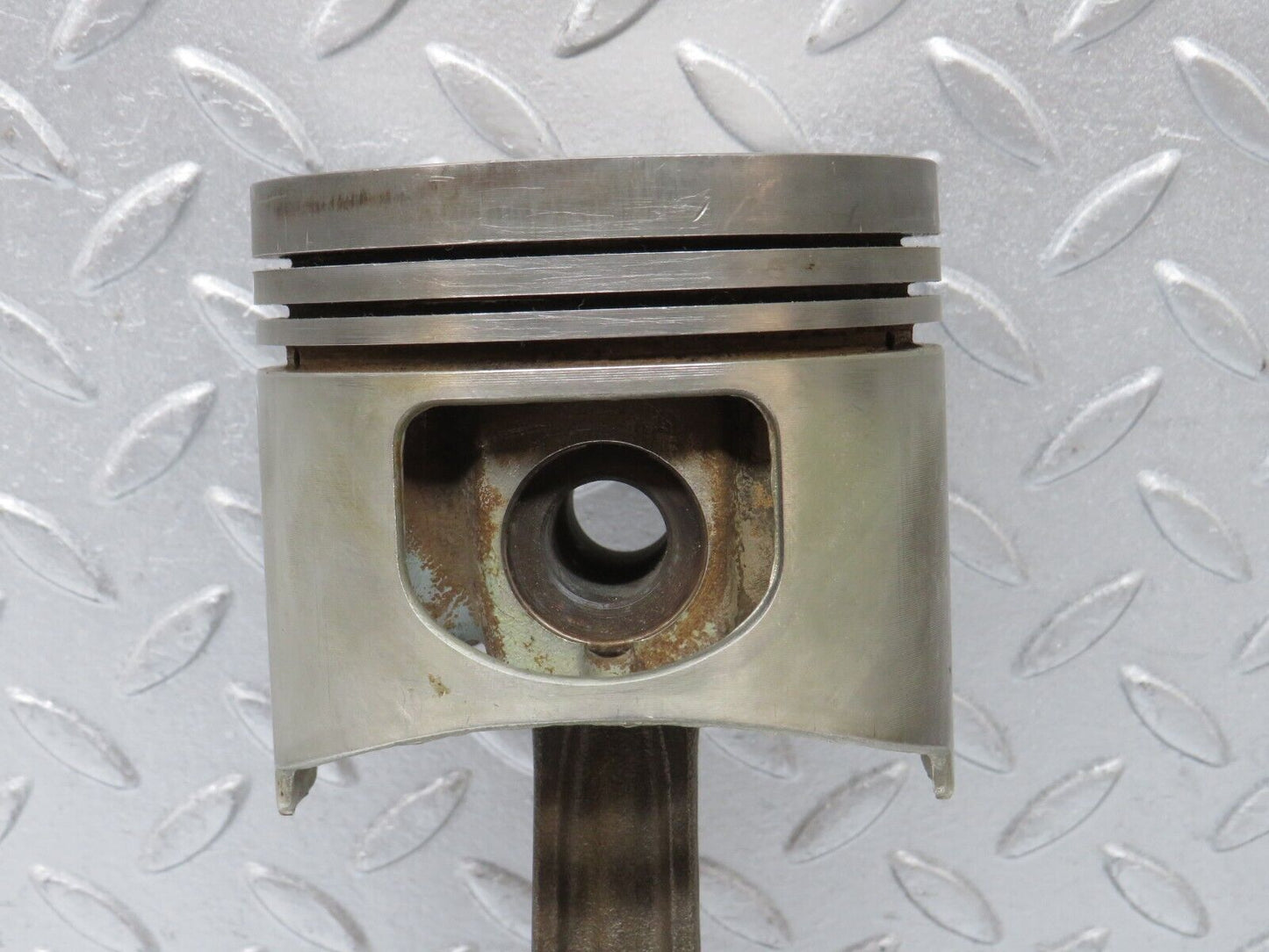 39304 Mercedes-Benz R107 500SL Piston With Connecting Rod 96,515mm