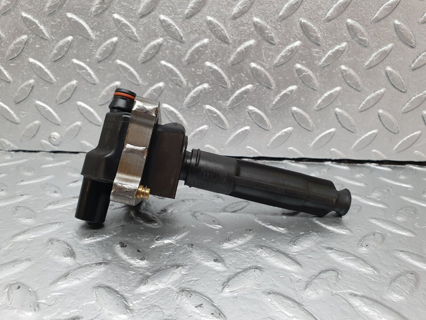 42335 Mercedes-Benz R129 320SL Coupe Ignition Coil Bosch 0221506444 0001587003 0001593642
