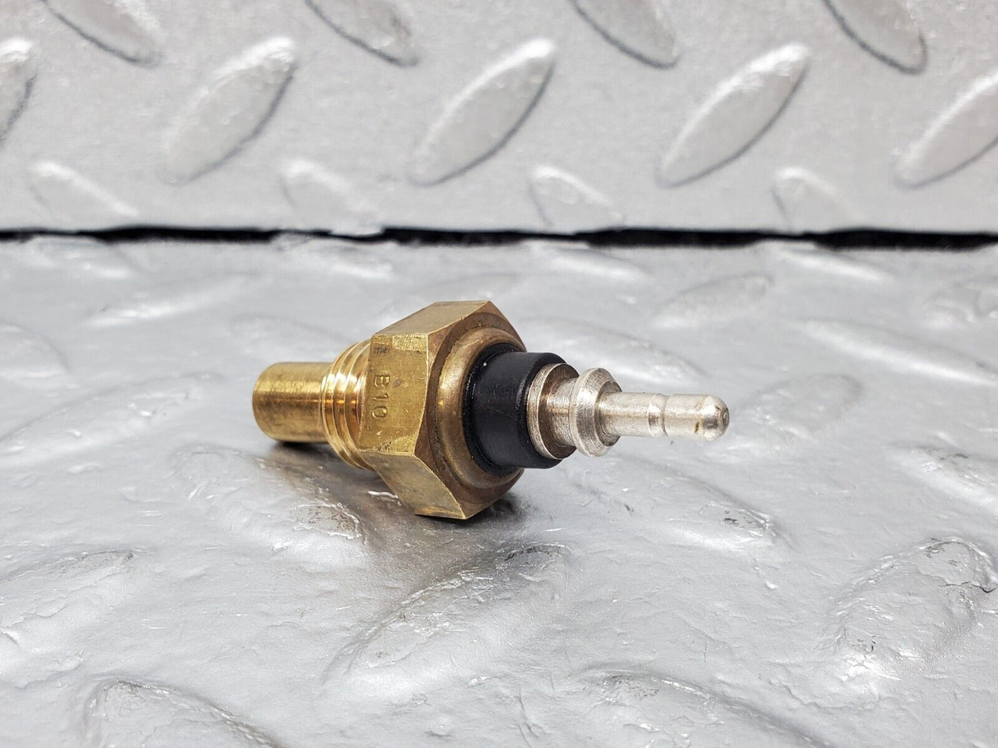 45342 Mercedes-Benz 280E M110.983 Coolant Temperature Sensor FAE 32220