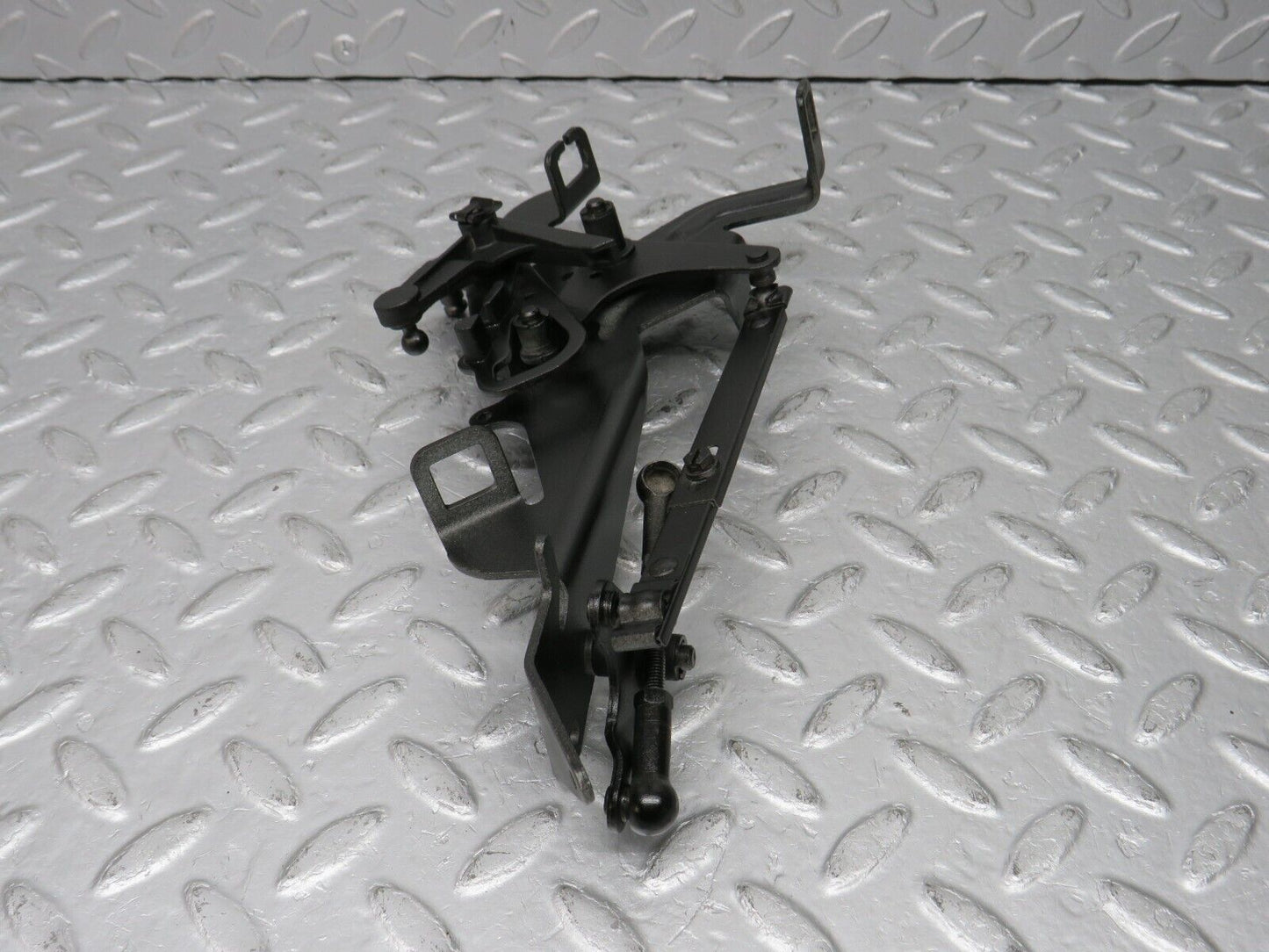 38639 Mercedes-Benz R129 280SL Coupe Throttle Linkage