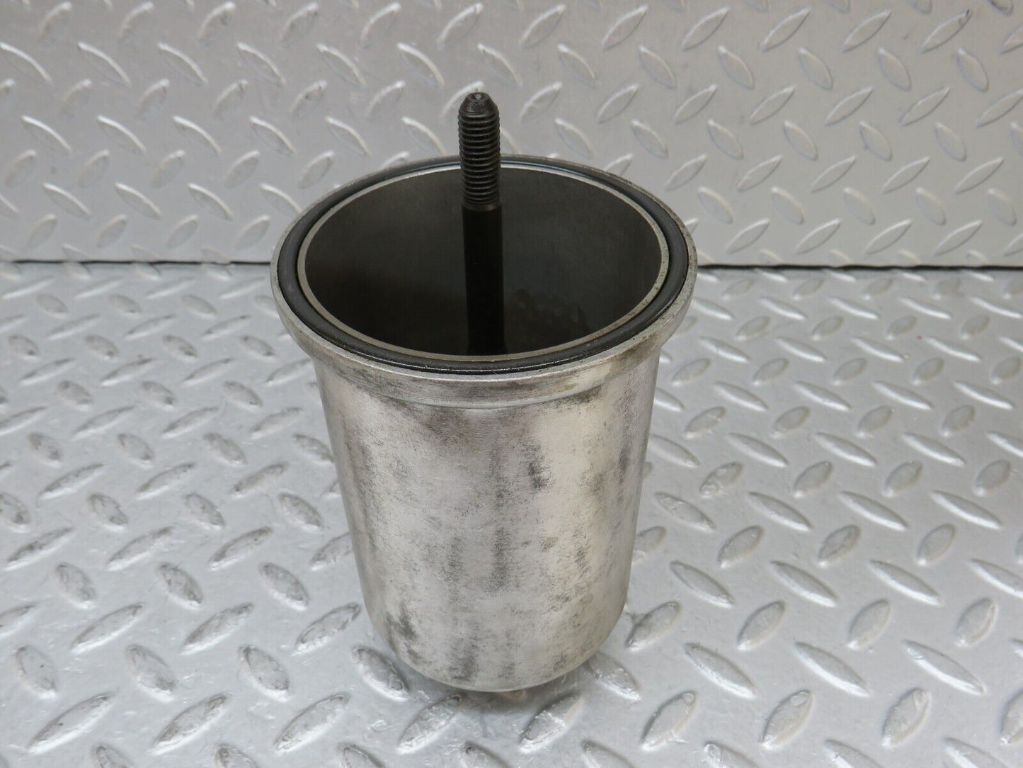 35537 Mercedes-Benz R107 280SL Coupe Oil Filter Housing