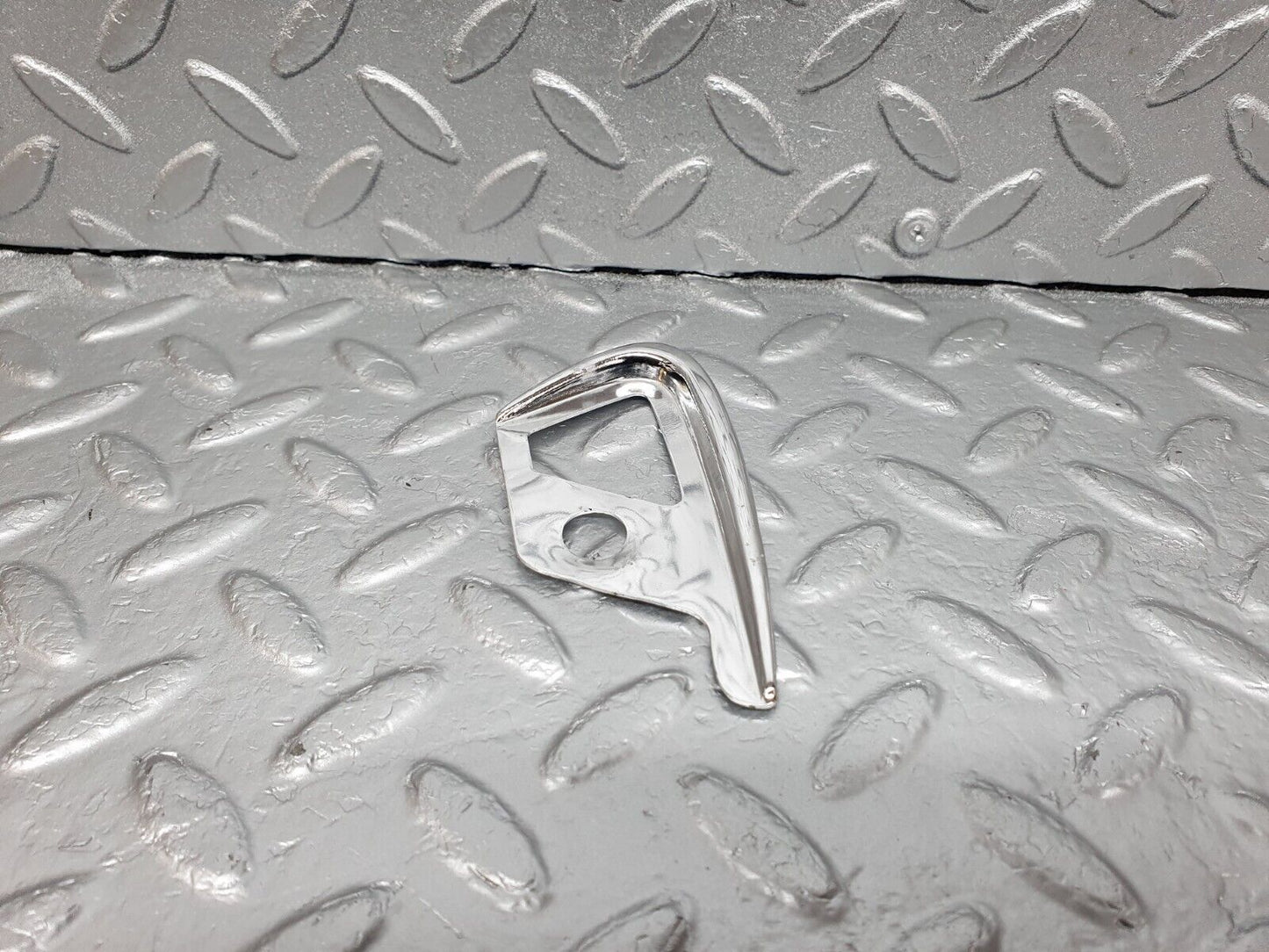 43099 Mercedes-Benz W111 220S Interior Door Handle Chrome Right
