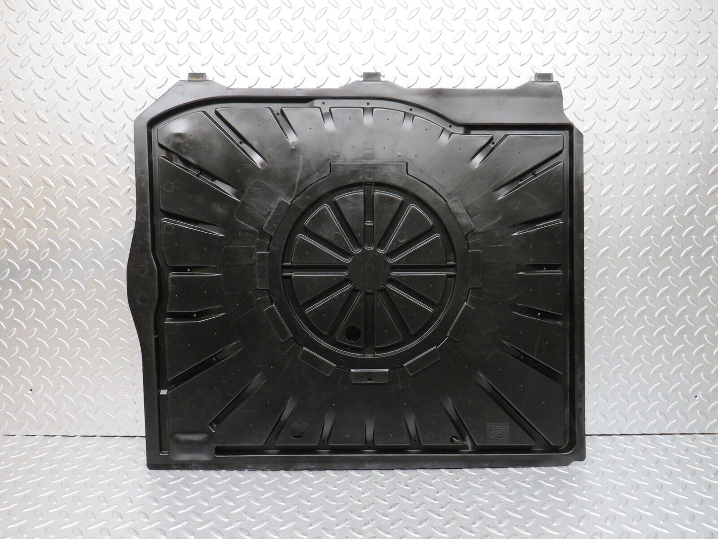 31555 Mercedes-Benz W201 190LE 1.8L Boot Trunk Spare Wheel Cover 2016931633