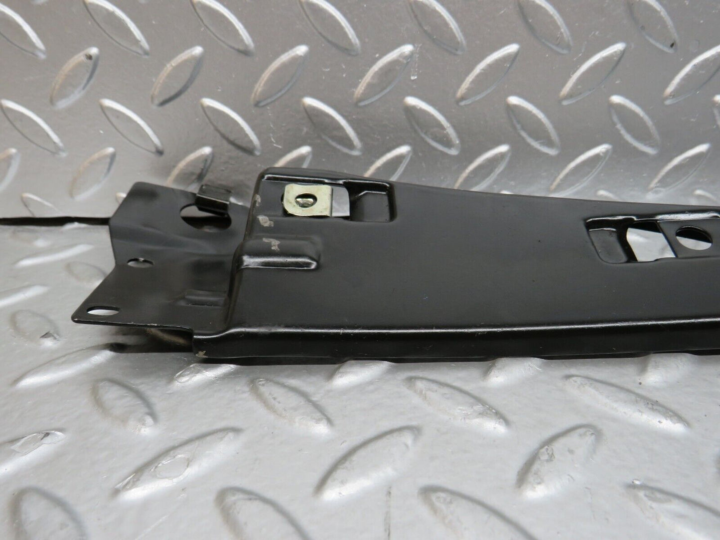 29164 Mercedes-Benz C124 320CE Coupe Rear Window Channel Support Right Side