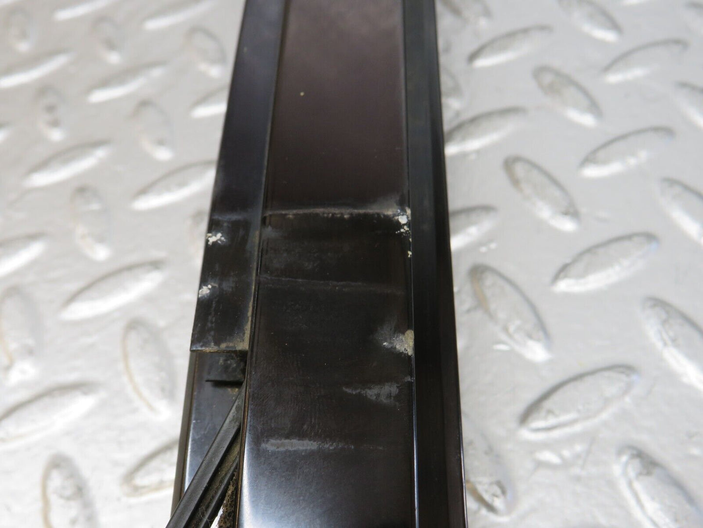 25060 Mercedes-Benz W140 S320 Rear Right Door Window Exterior Trim