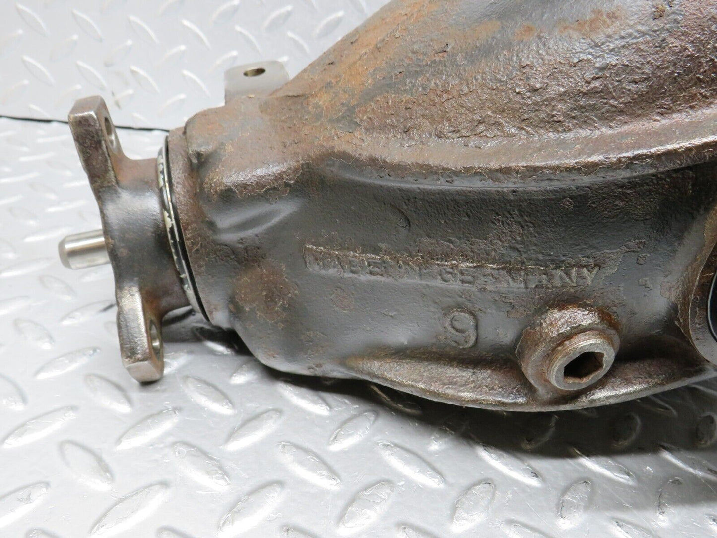 39674 Mercedes-Benz R129 320SL Coupe Rear Differential Ratio 3.67 2103510805