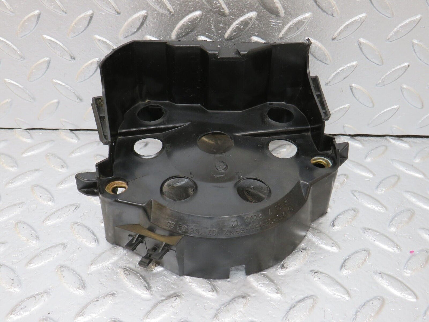 34186 Mercedes-Benz W124 260E Ignition Distributor Suppressor Cover 1031580585