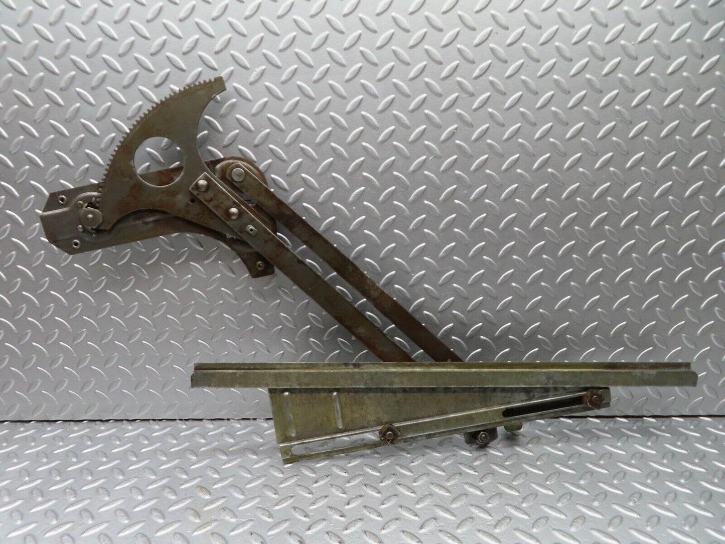 20333 Mercedes-Benz W114 280CE Coupe Front Left Manual Window Regulator