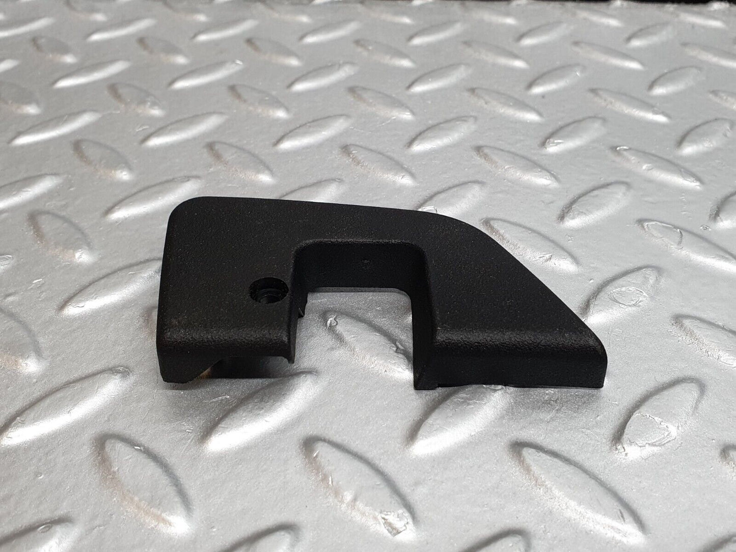 42055 Mercedes-Benz W202 C200 Interior Door Latch Trim Pair