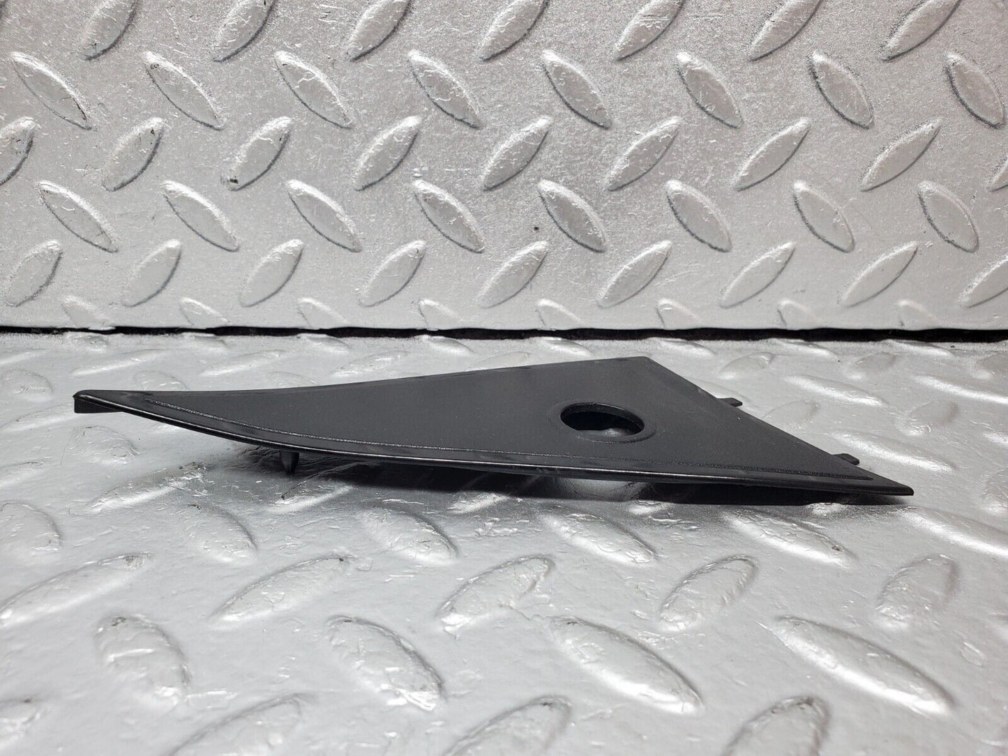 45610 Mercedes-Benz W126 420SE Mirror Triangle Cover Right Side 1267250811