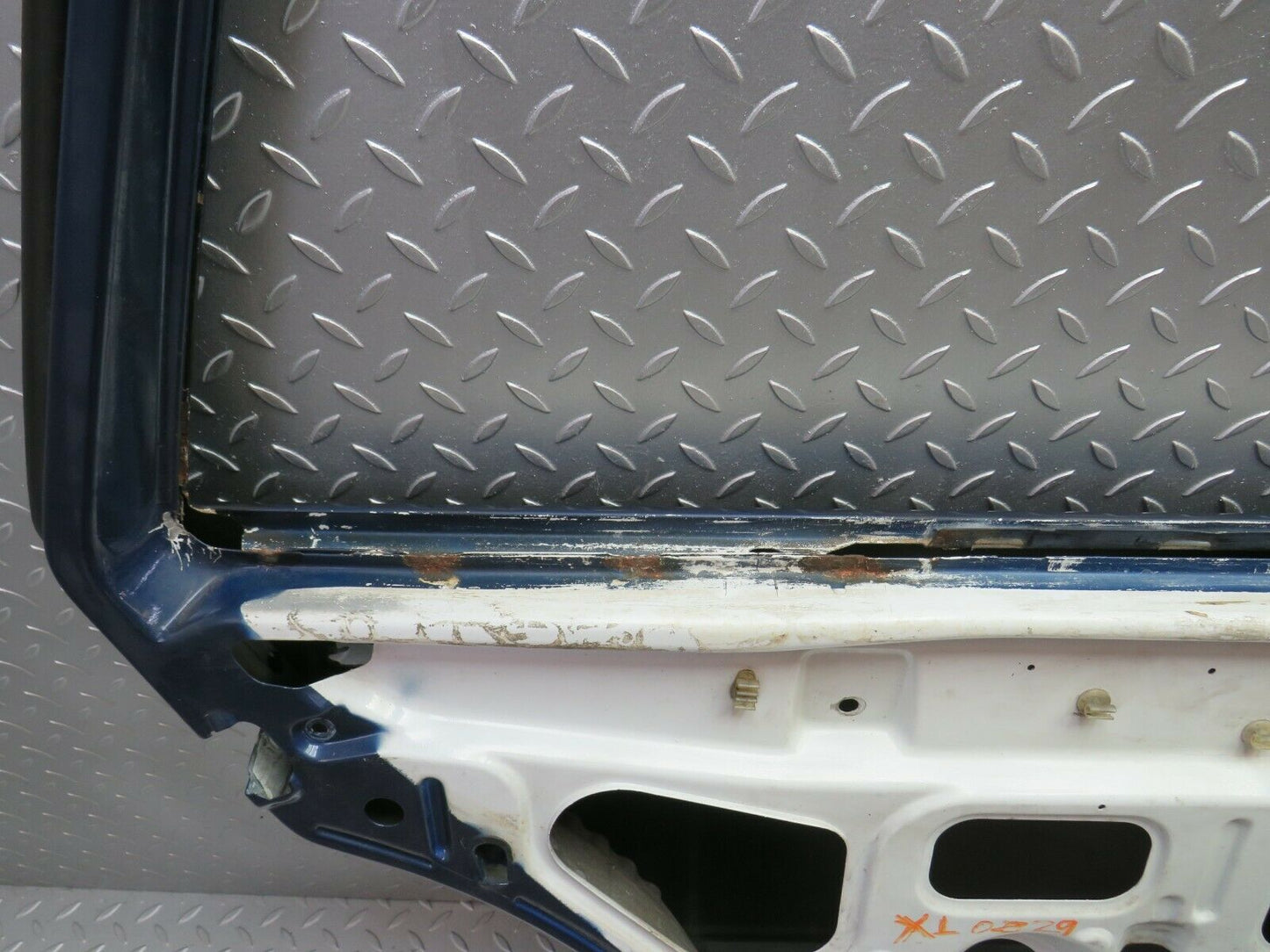 24408 Mercedes-Benz S124 220TE Wagon Rear Left Door