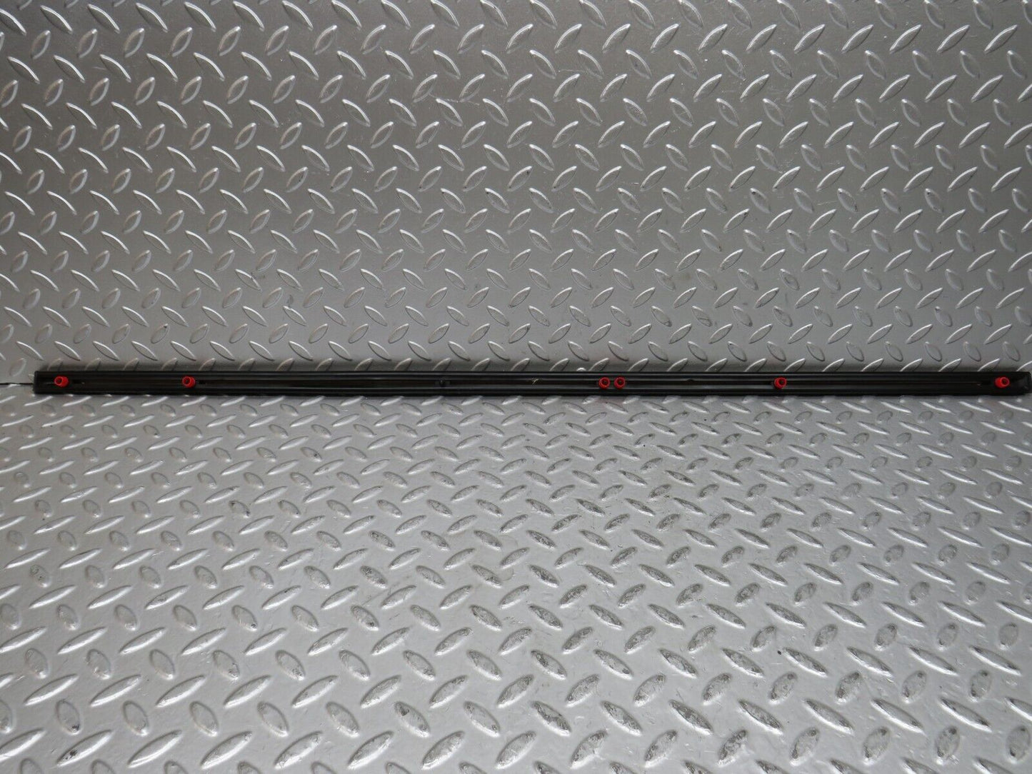 28238 Mercedes-Benz S123 240D Wagon Front Left Door Centre Moulding Trim