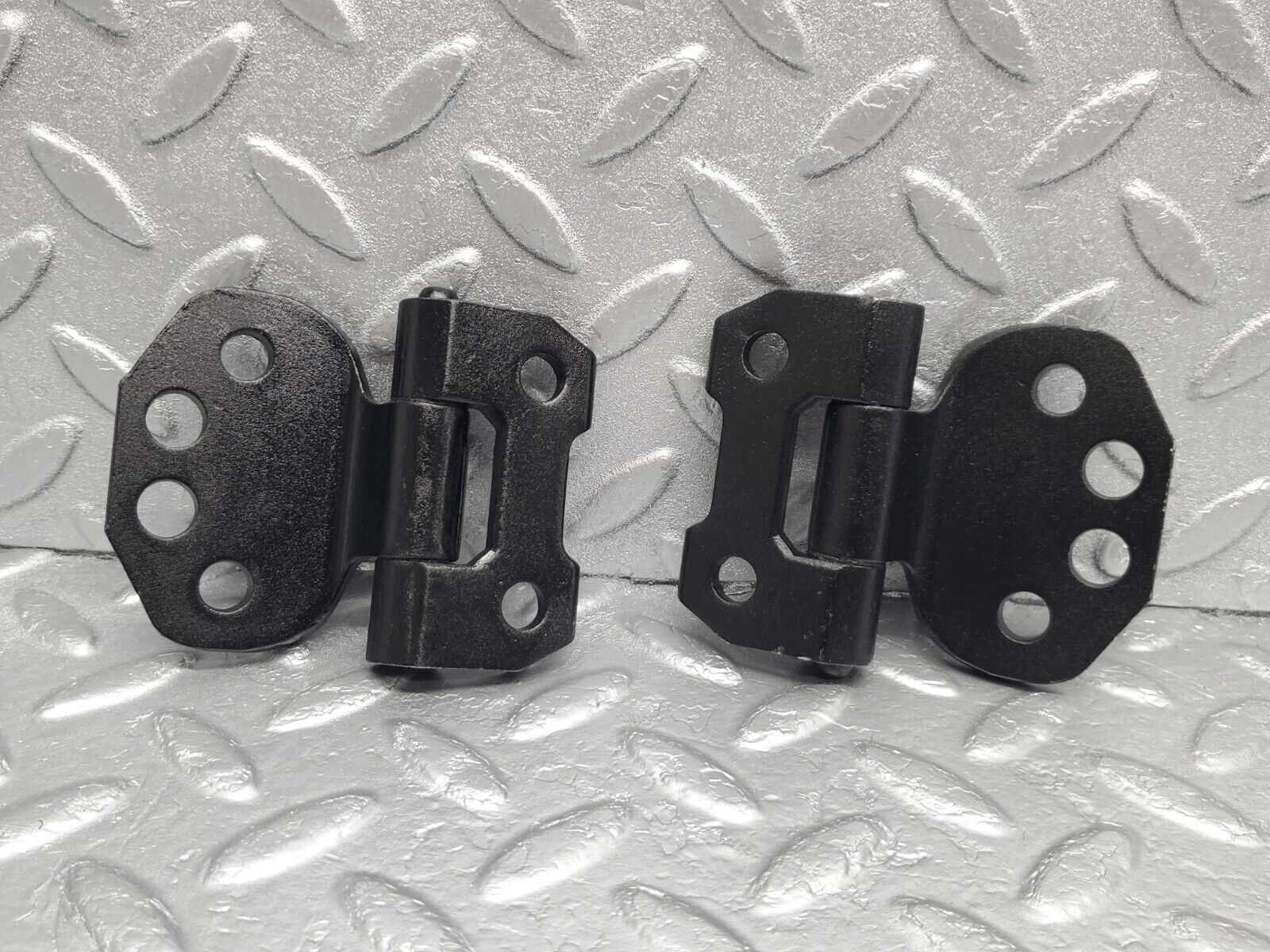 43712609
