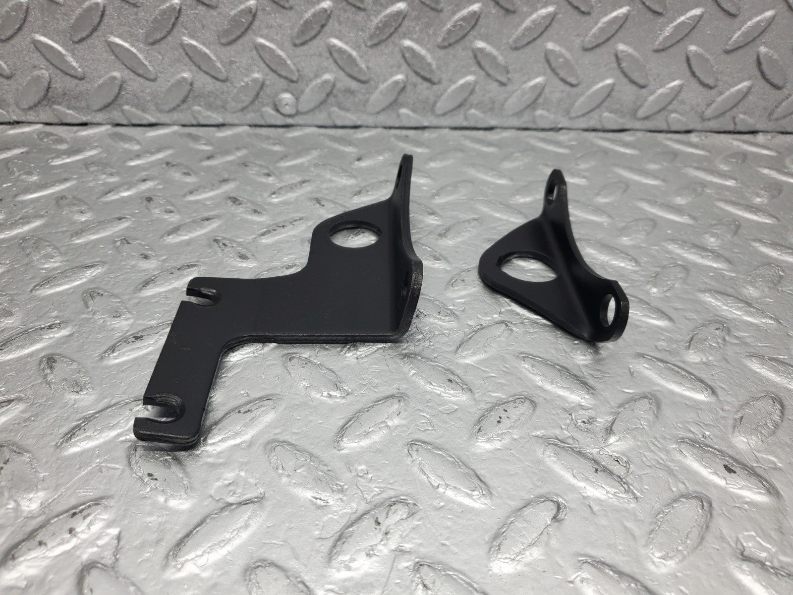 W112 engine lifting eyes hooks used OEM