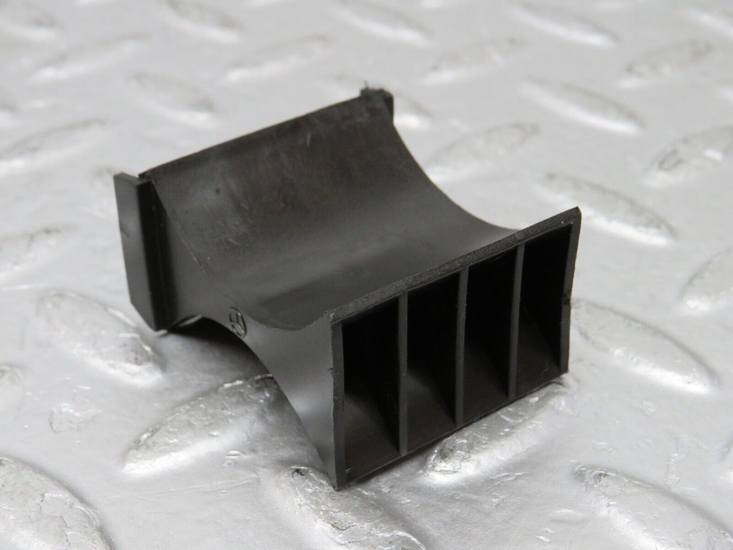 37997 Mercedes-Benz A124 320E Cabriolet Fuel Filter Holder Bracket Plastic 1244780553
