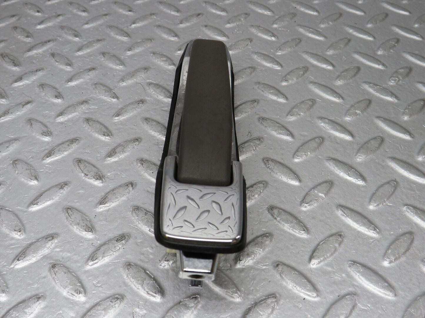 36188 Mercedes-Benz W126 420SE Rear Exterior Door Handle