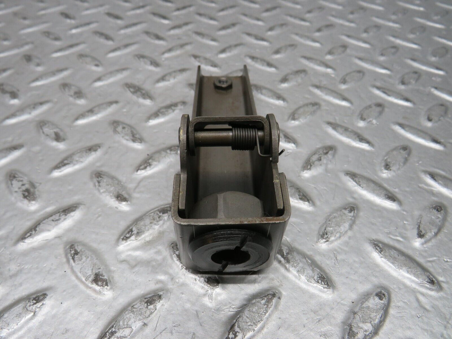 28859 Mercedes-Benz W123 230E Handbrake Regulator