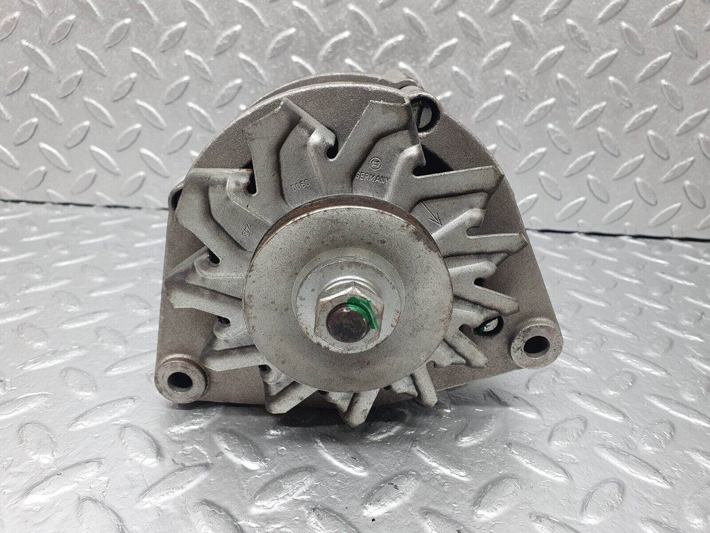 43950 Mercedes-Benz C123 230CE Coupe Alternator Generator Lucas LRA00823