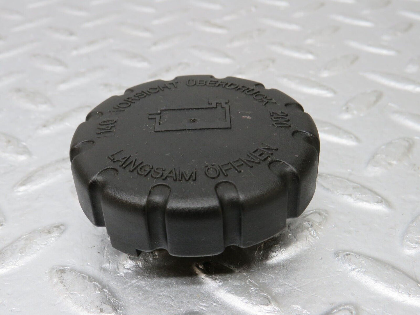 35309 Mercedes-Benz W210 Coolant Tank Reservoir Cap 2105010315