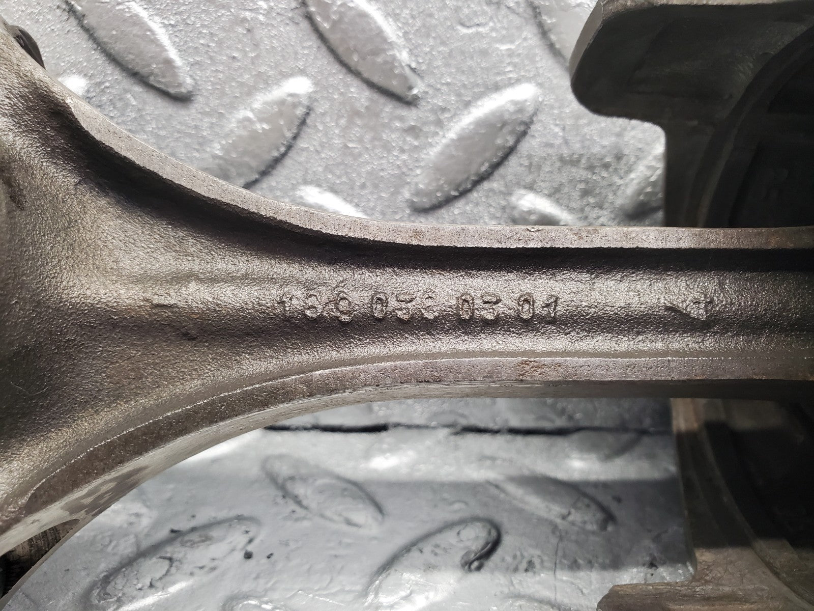 W112 piston with connecting rod used OEM