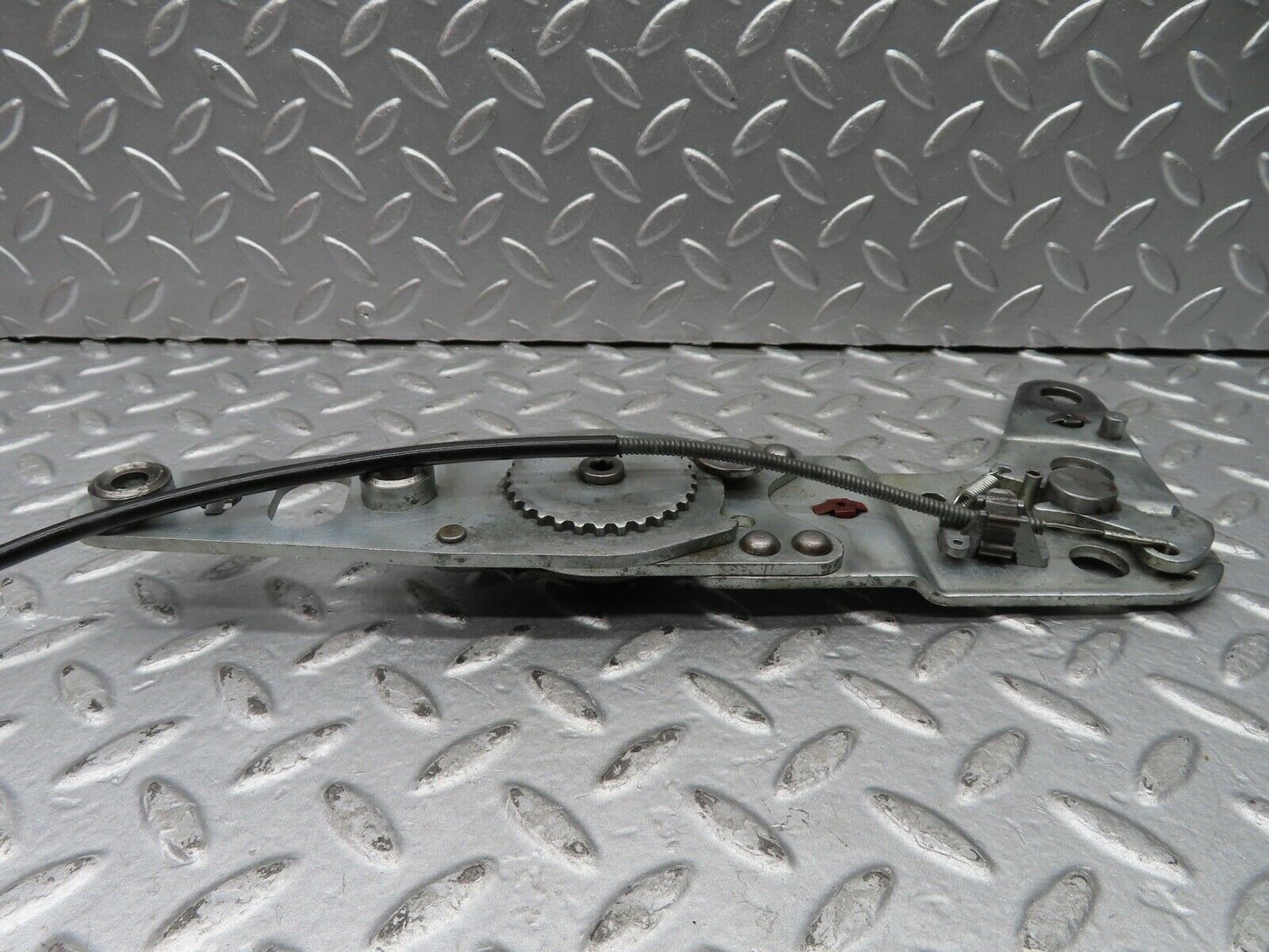 20553 Mercedes-Benz R107 450SL Front Right Seat Hinge 0009107585