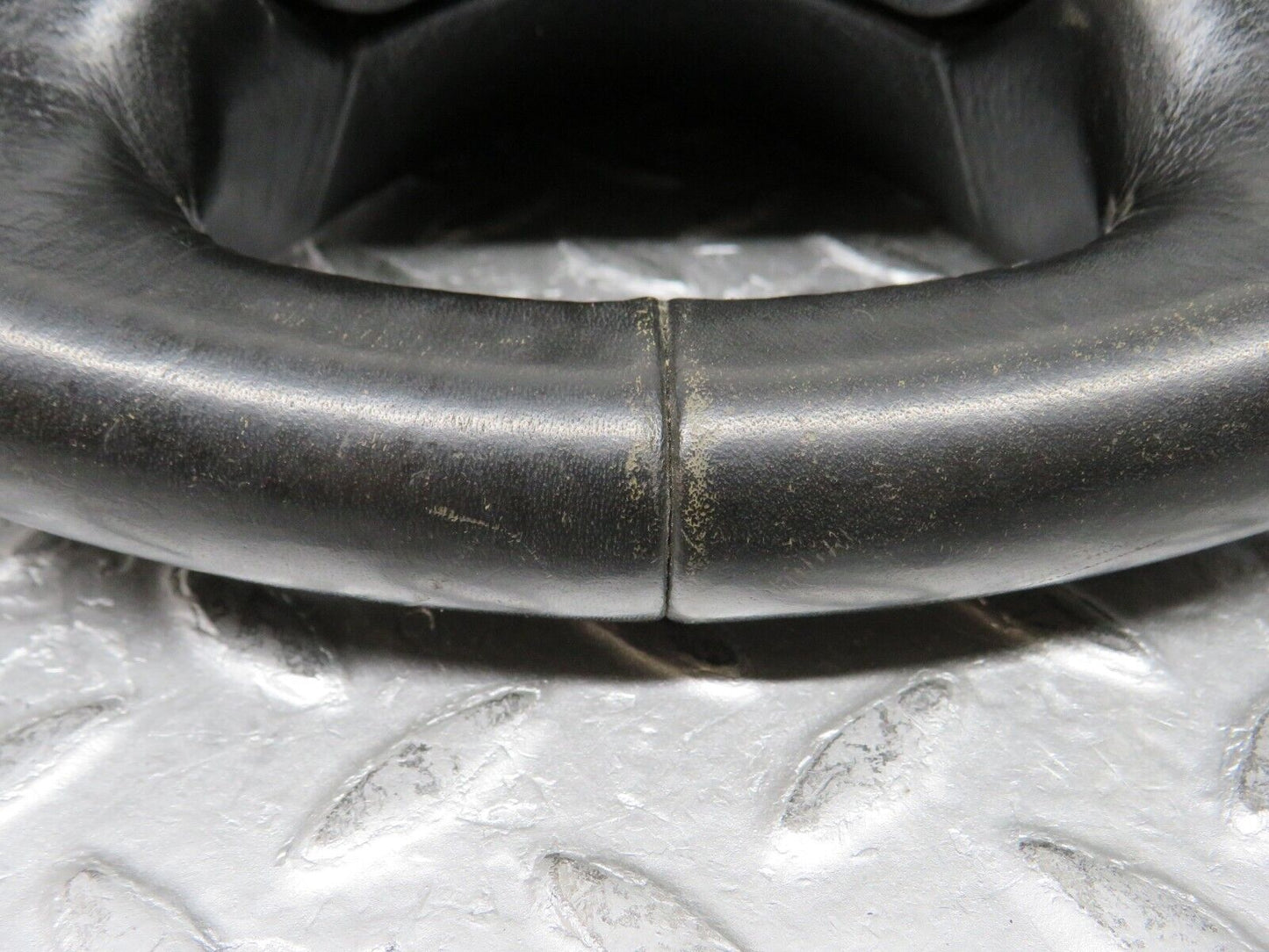 37845 Mercedes-Benz A124 320E Cabriolet Steering Wheel 507294