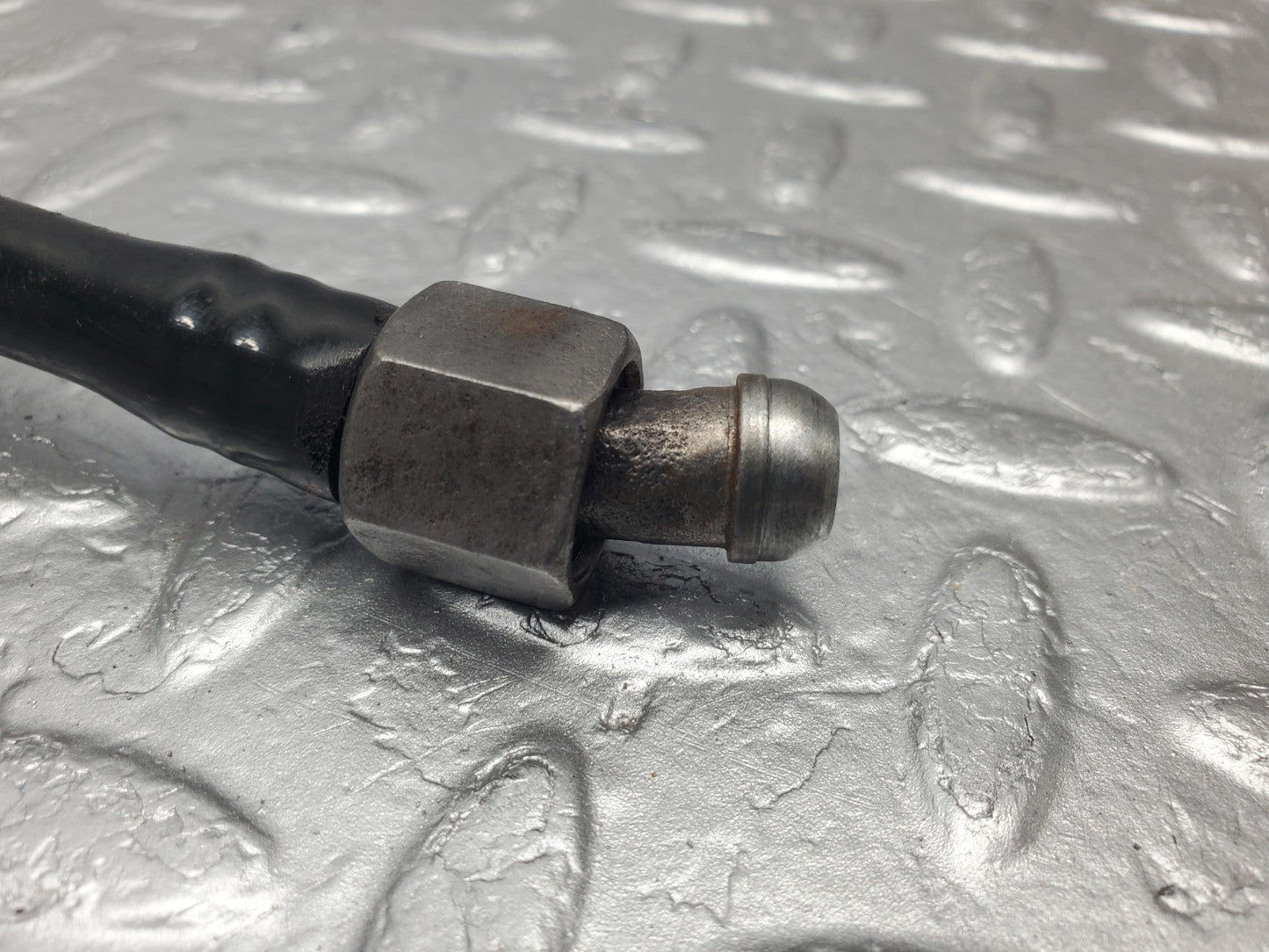 W124 Wagon brake servo vacuum pipe used OEM