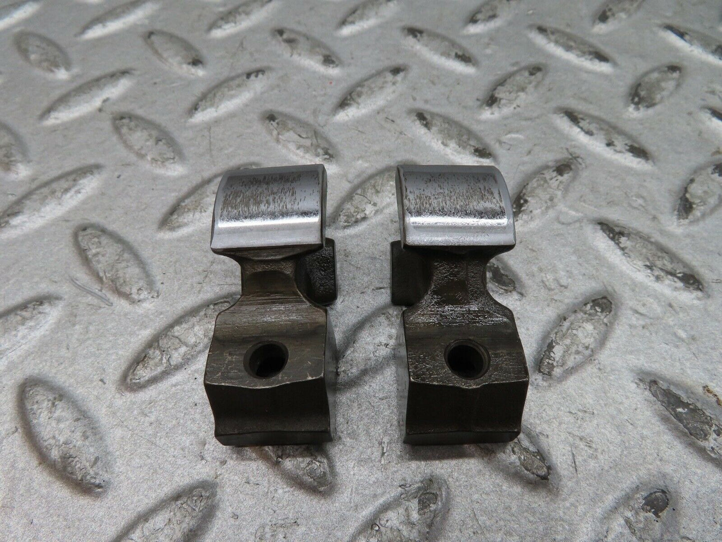 17863 Mercedes-Benz W116 450SEL Valve Rocker Arm