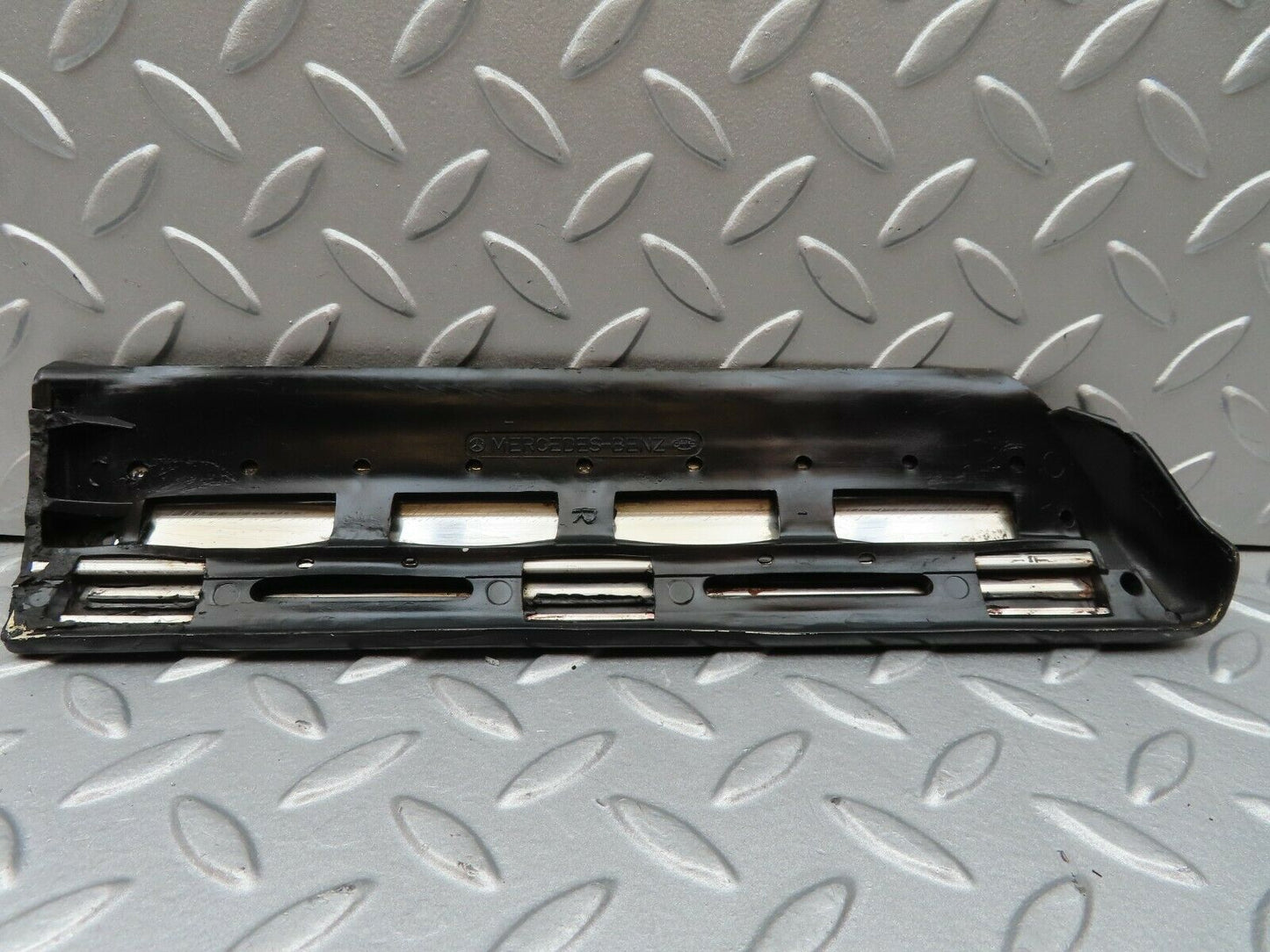 3943 Mercedes-Benz S123 200T Wagon Front Right Fender Wing Lower Trim