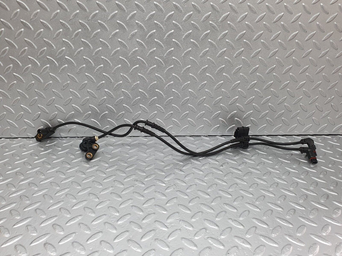 42116 Mercedes-Benz W202 C200 ABS Sensor Speed Sensor Left Side 2025400634
